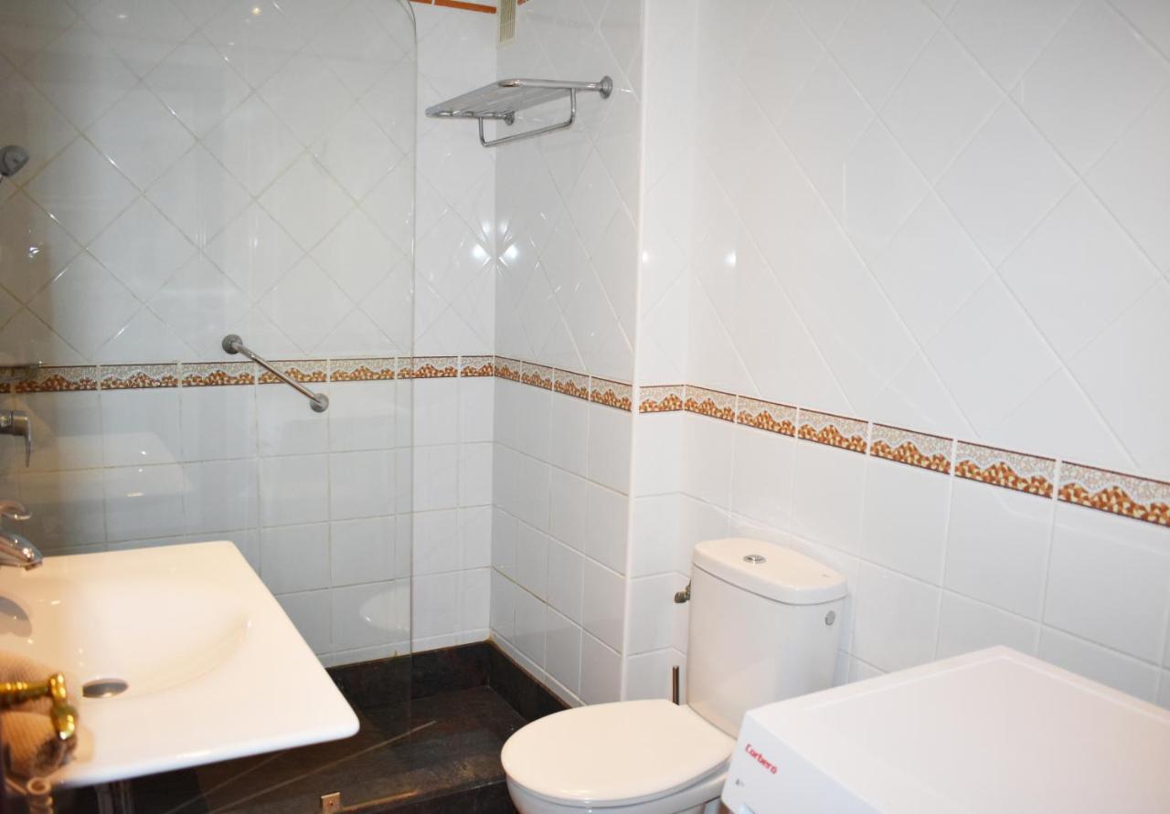 Playa Park 3 - 1 Bed - Ground Floor - Air-Con - Private Wi-Fi - Uk Tv Lejlighed Puerto del Carmen  Eksteriør billede